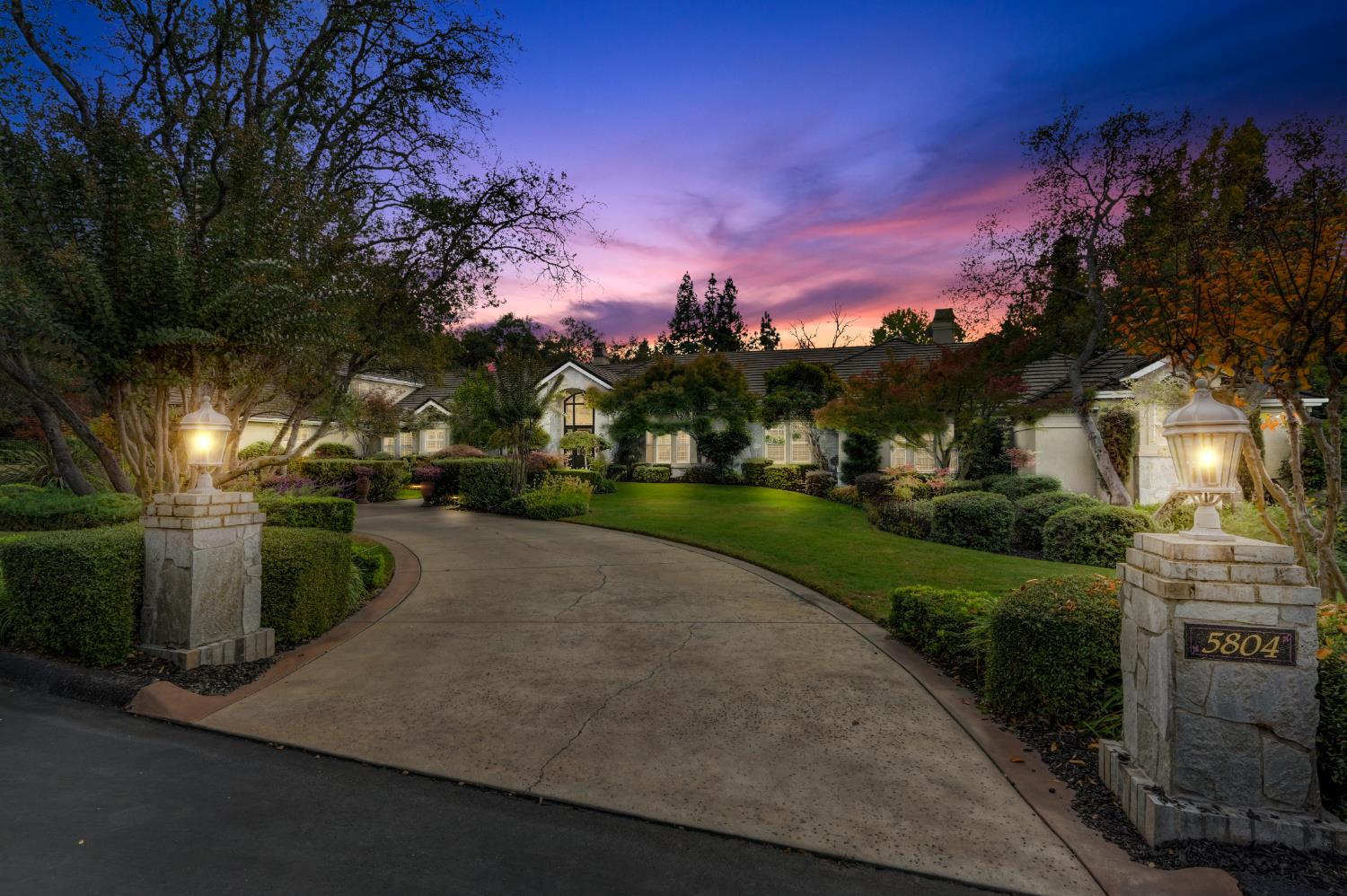 5804 SAINT FRANCIS COURT